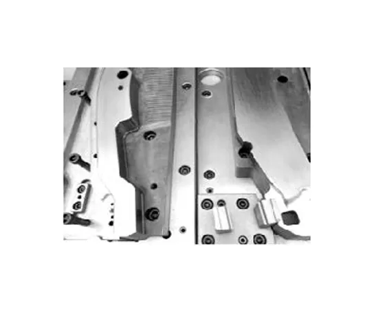 Вертикальный обрабатывающий центр машина