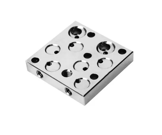 Вертикальный фрезерный центр машины